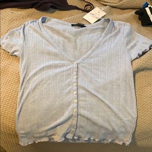 Forever 21 light blue cropped button shirt